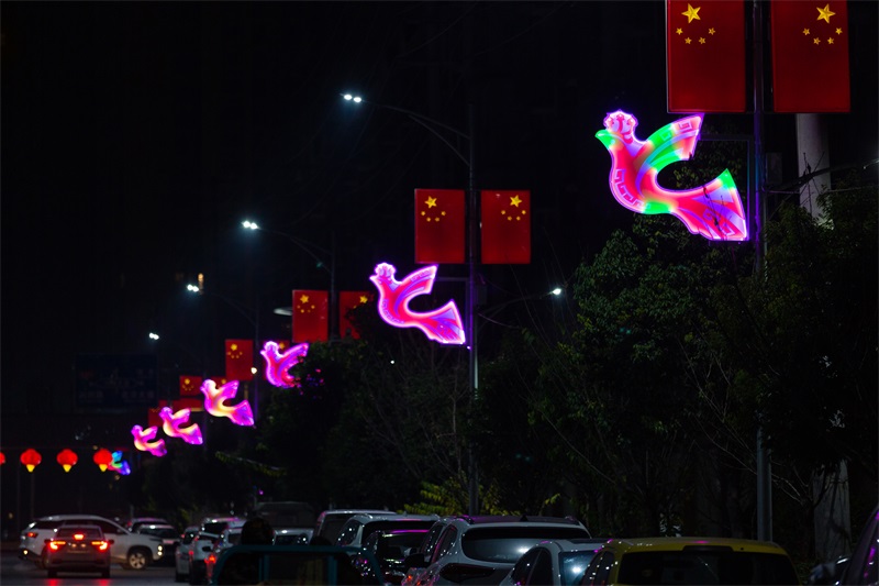 德阳广汉市“三星堆神鸟”挂件